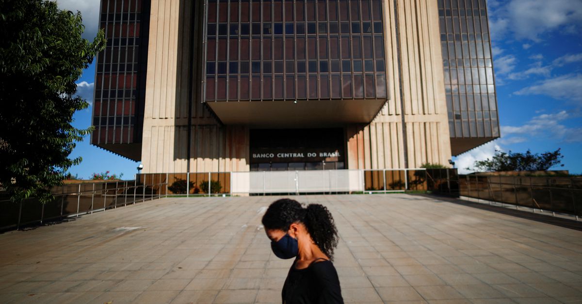 Brazil's public debt up 2.03% in February, interest rates kept rising